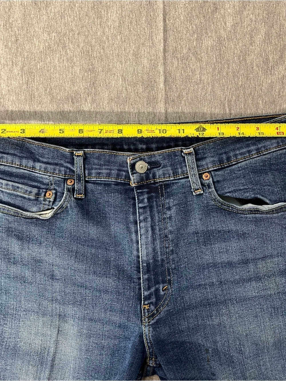 Levis 511 Jeans Mens 36x30 Blue Denim Five Pocket classic Leg Medium Fading SK3